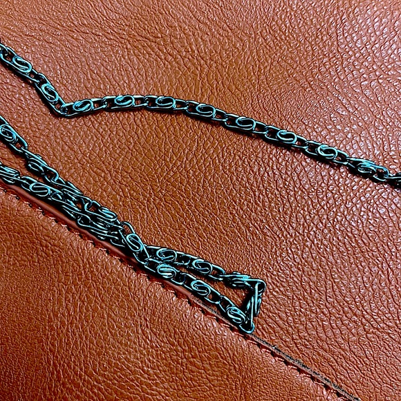 Crossbody Button Bag With Chain and wristlet. Single pouch. Burnt Orange. - Picture 6 of 7